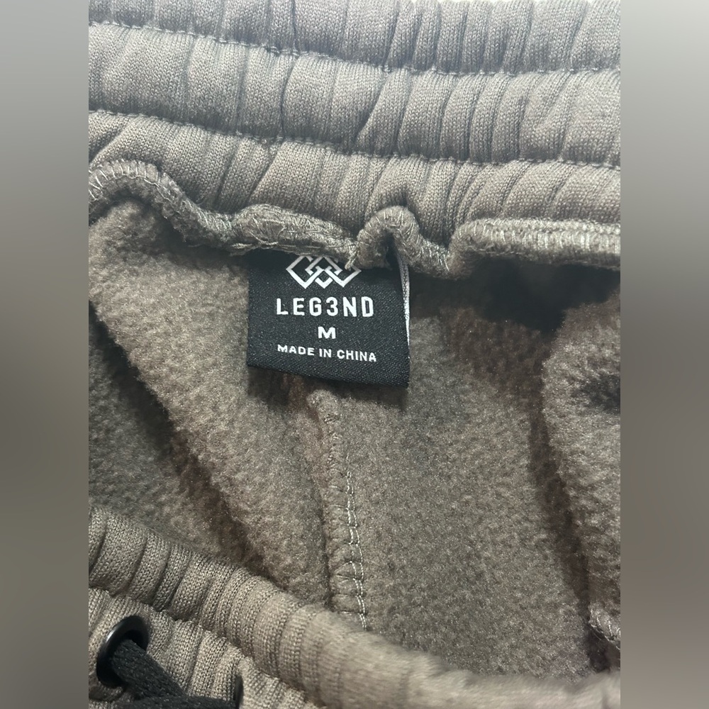 ❥𝖫𝖤𝖦𝟥𝖭𝖣：Men's Jogger Sweatpants - Brown/Taupe - Picture 4 of 5
